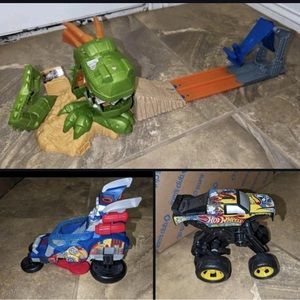 HotWheels monsterjam dragon arena,SpiderMan hovercraft,monsterjam